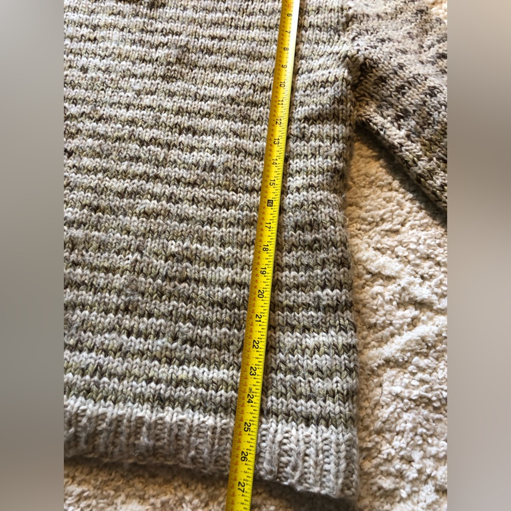 Vintage hand knit striped wool sweater - Picture 3 of 10